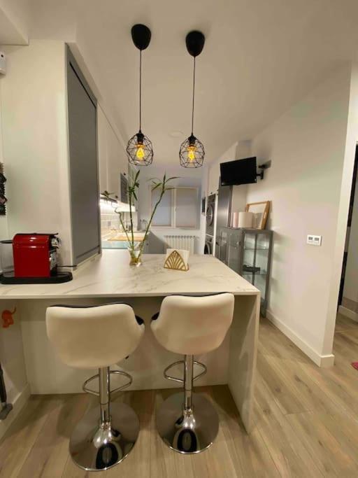 Apartamento A 100Metros De La Playa De San Lorenzo Gijon Exterior photo